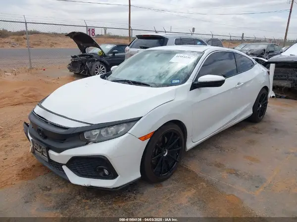 2HGFC3A56JH752006 2018 HONDA CIVIC - Image 2