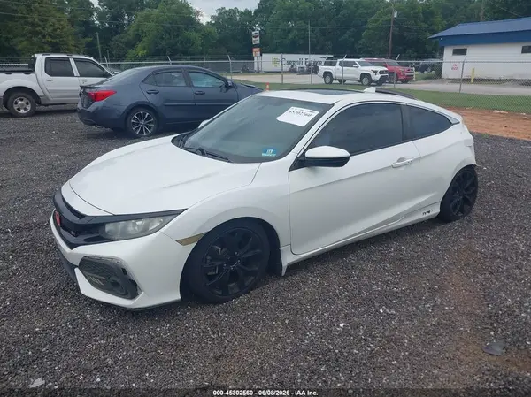 2HGFC3A57JH750300 2018 HONDA CIVIC - Image 2