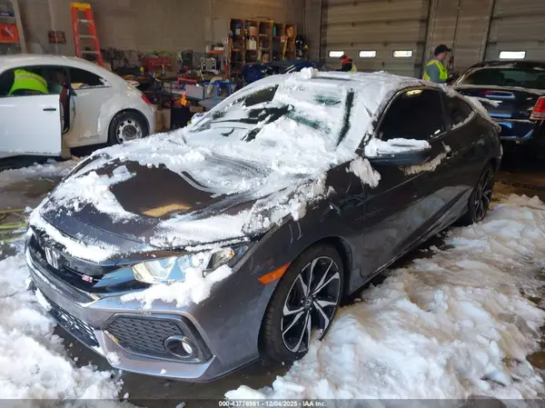 2HGFC3A57JH754895 2018 HONDA CIVIC - Image 2
