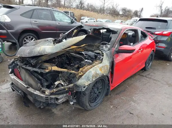 2HGFC3A57KH752209 2019 HONDA CIVIC - Image 2