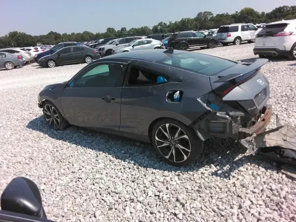 2HGFC3A58JH752993 2018 HONDA CIVIC - Image 2