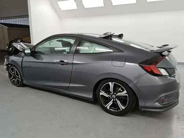 2HGFC3A58KH755104 2019 HONDA CIVIC - Image 2
