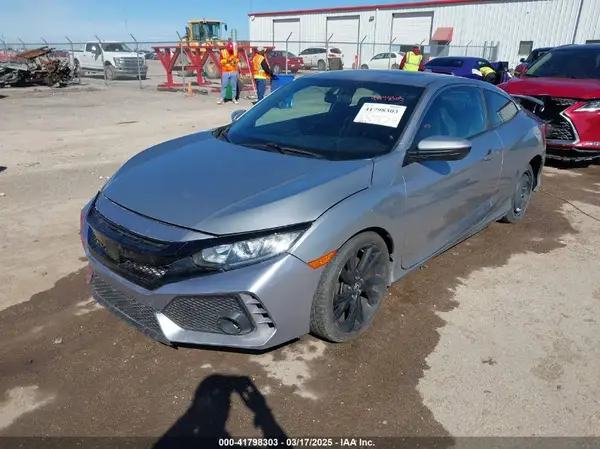 2HGFC3A59JH753392 2018 HONDA CIVIC - Image 2