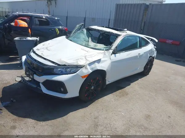 2HGFC3A5XJH752414 2018 HONDA CIVIC - Image 2