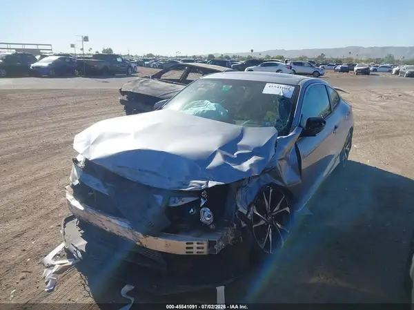 2HGFC3A5XJH754809 2018 HONDA CIVIC - Image 2
