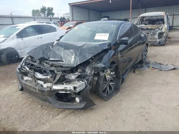 2HGFC3A5XJH756088 2018 HONDA CIVIC - Image 2