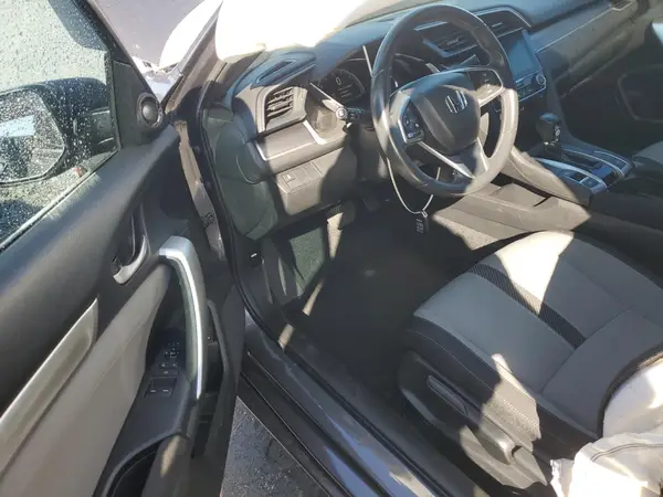 2HGFC3B30JH352102 2018 HONDA CIVIC - Image 8