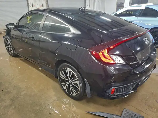 2HGFC3B30JH354674 2018 HONDA CIVIC - Image 2