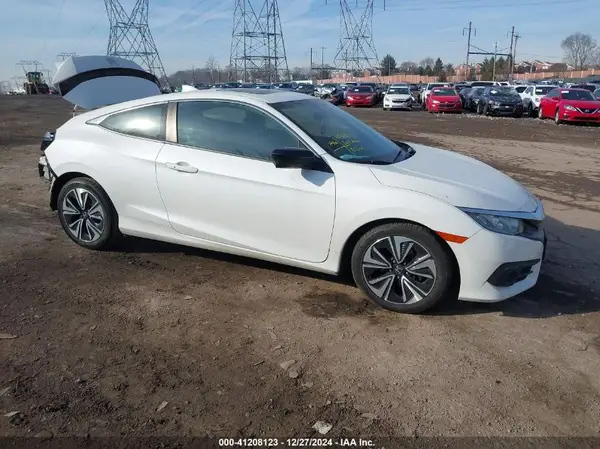 2HGFC3B30JH355050 2018 HONDA CIVIC - Image 1