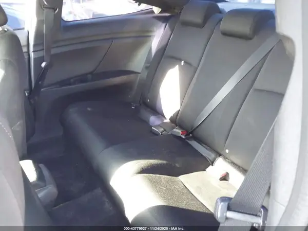 2HGFC3B30KH352652 2019 HONDA CIVIC - Image 8