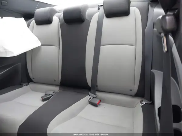 2HGFC3B31JH350245 2018 HONDA CIVIC - Image 8
