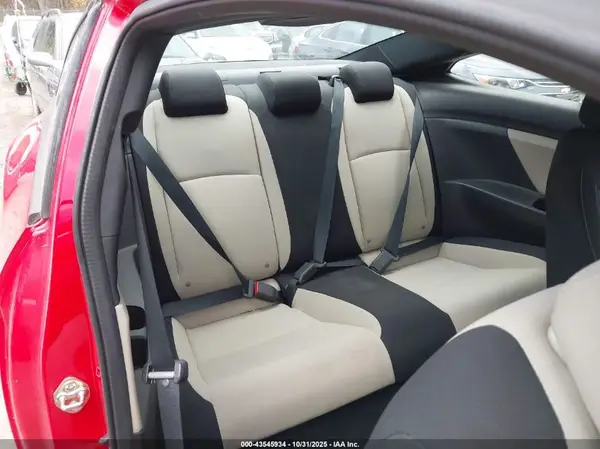 2HGFC3B32GH355236 2016 HONDA CIVIC - Image 8