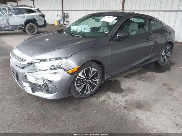 2HGFC3B32JH357642 2018 HONDA CIVIC - Image 2