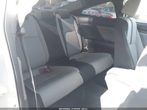 2HGFC3B33JH354989 2018 HONDA CIVIC - Image 8