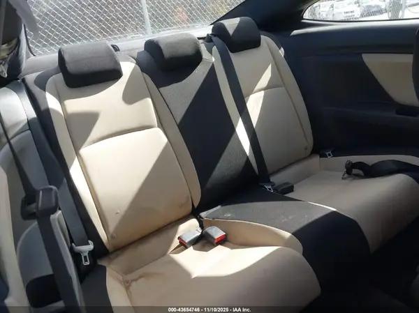 2HGFC3B34GH360048 2016 HONDA CIVIC - Image 8