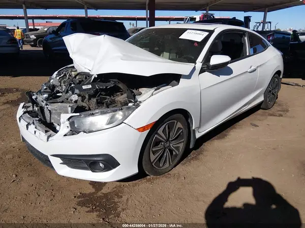 2HGFC3B34JH352586 2018 HONDA CIVIC - Image 2