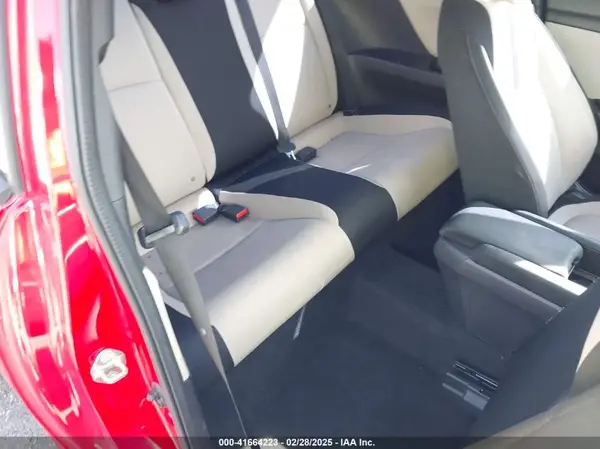 2HGFC3B35HH351568 2017 HONDA CIVIC - Image 8
