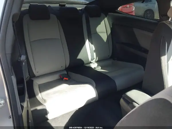 2HGFC3B35JH357554 2018 HONDA CIVIC - Image 8