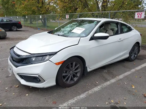 2HGFC3B35KH357457 2019 HONDA CIVIC - Image 2
