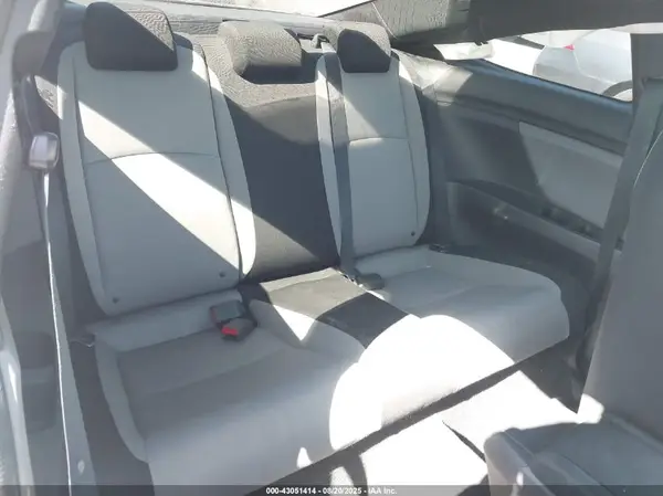 2HGFC3B36JH353402 2018 HONDA CIVIC - Image 8
