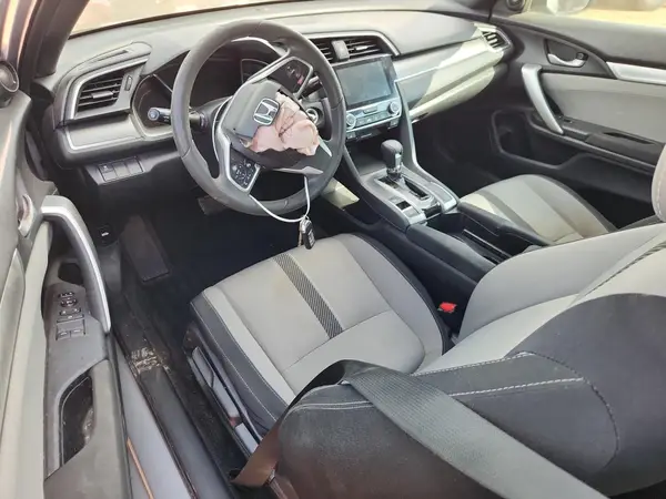 2HGFC3B38HH359678 2017 HONDA CIVIC - Image 8