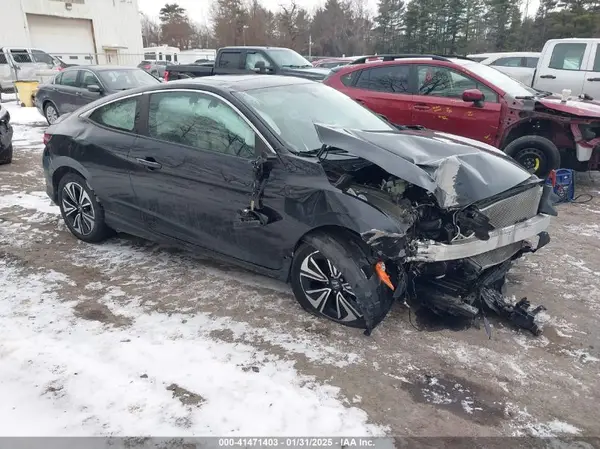 2HGFC3B38JH351313 2018 HONDA CIVIC - Image 1
