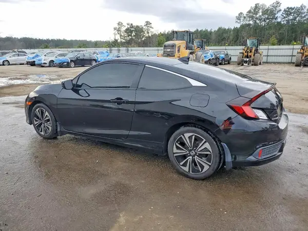 2HGFC3B38JH351442 2018 HONDA CIVIC - Image 2