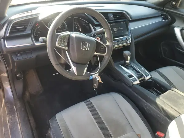 2HGFC3B3XHH352702 2017 HONDA CIVIC - Image 8