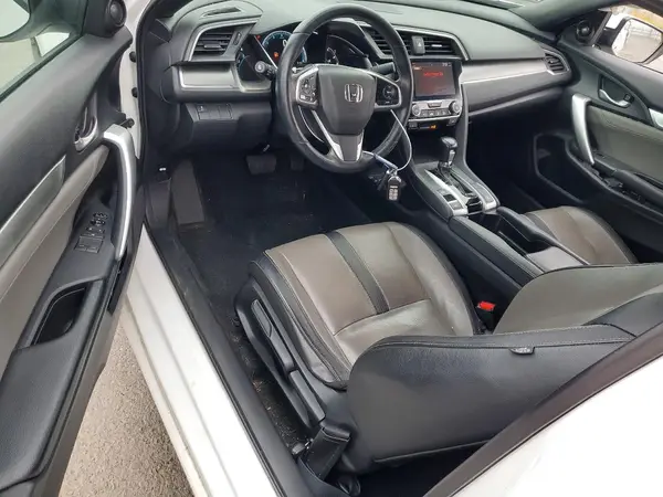 2HGFC3B70JH352944 2018 HONDA CIVIC - Image 8