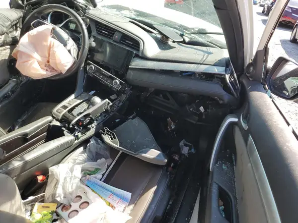 2HGFC3B72HH356472 2017 HONDA CIVIC - Image 8