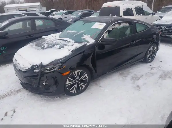 2HGFC3B79JH351632 2018 HONDA CIVIC - Image 2