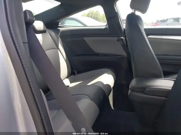 2HGFC3B90HH358545 2017 HONDA CIVIC - Image 8