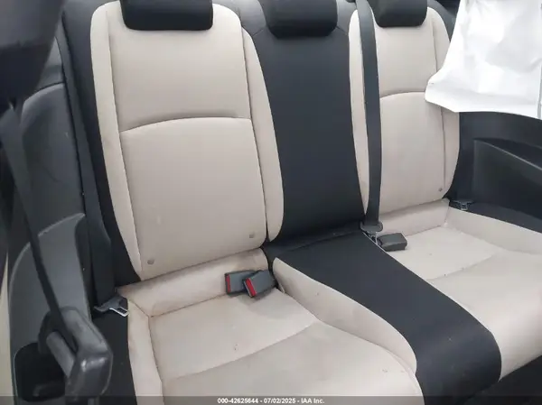 2HGFC4B00GH305527 2016 HONDA CIVIC - Image 8