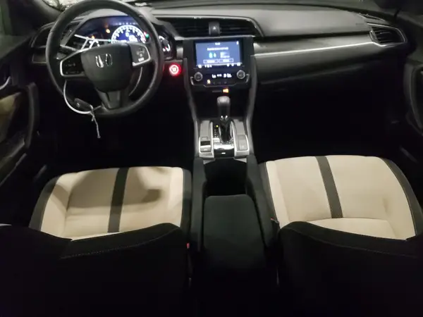 2HGFC4B00JH304031 2018 HONDA CIVIC - Image 8