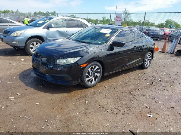 2HGFC4B00JH307978 2018 HONDA CIVIC - Image 2