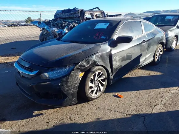 2HGFC4B01GH300935 2016 HONDA CIVIC - Image 2