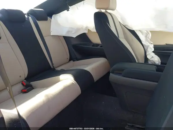 2HGFC4B01GH301177 2016 HONDA CIVIC - Image 8