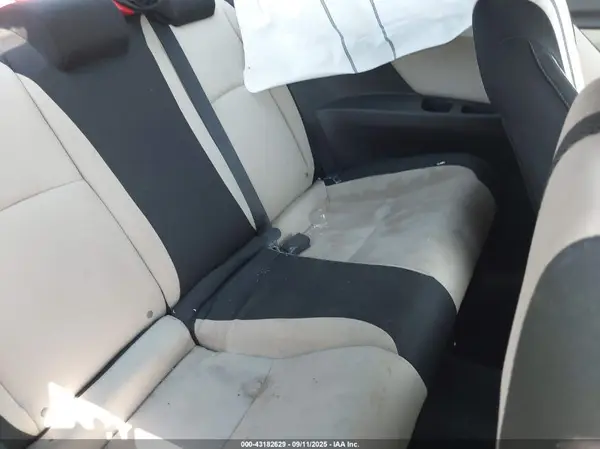 2HGFC4B01HH305618 2017 HONDA CIVIC - Image 8