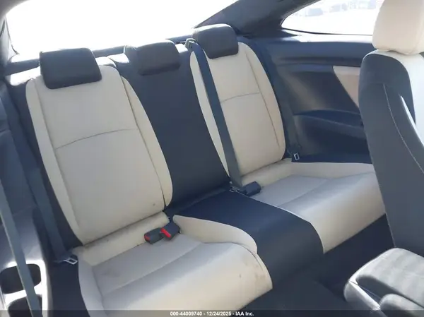 2HGFC4B02GH303827 2016 HONDA CIVIC - Image 8