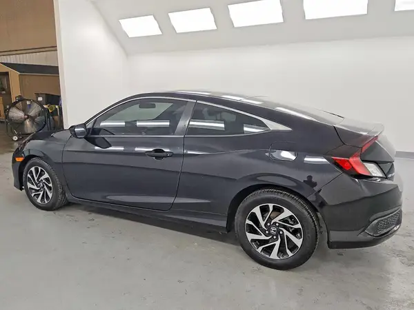 2HGFC4B02HH303764 2017 HONDA CIVIC - Image 2