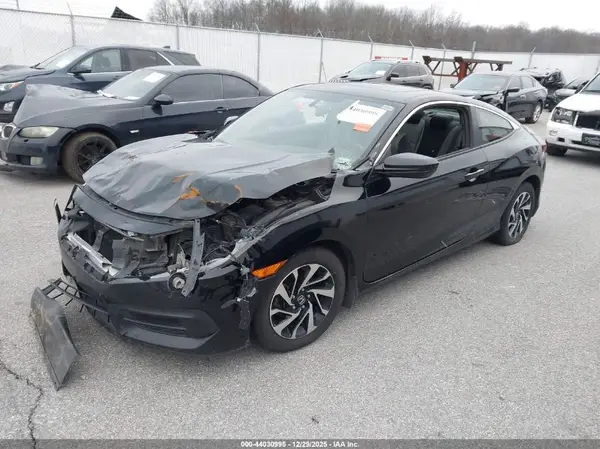 2HGFC4B02HH304302 2017 HONDA CIVIC - Image 2