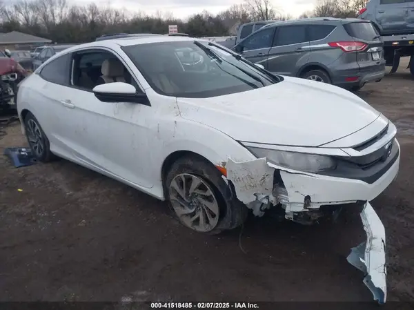 2HGFC4B02JH304810 2018 HONDA CIVIC - Image 1