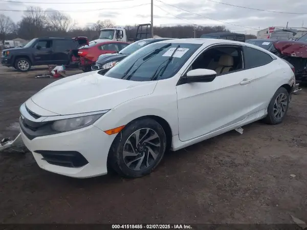 2HGFC4B02JH304810 2018 HONDA CIVIC - Image 2