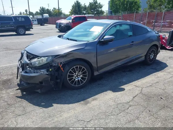 2HGFC4B02JH305620 2018 HONDA CIVIC - Image 2