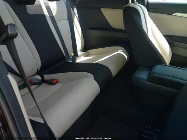 2HGFC4B03HH308844 2017 HONDA CIVIC - Image 8