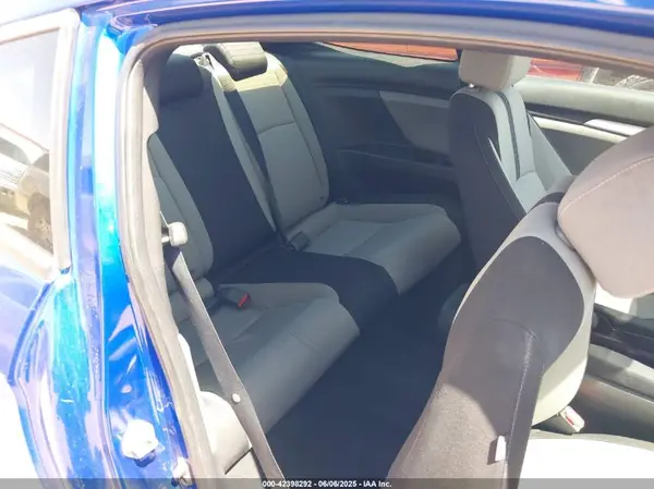 2HGFC4B03JH305674 2018 HONDA CIVIC - Image 8