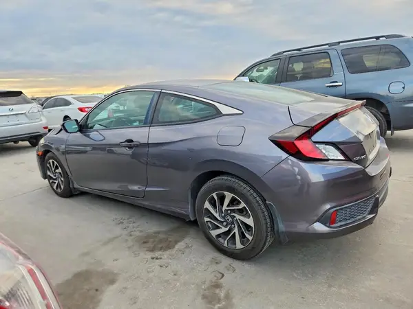 2HGFC4B03JH305707 2018 HONDA CIVIC - Image 2