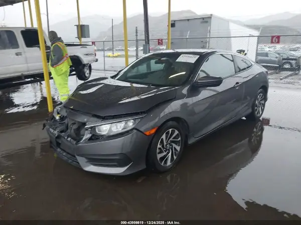 2HGFC4B04GH303389 2016 HONDA CIVIC - Image 2