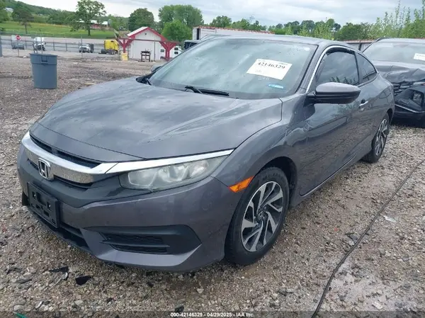 2HGFC4B05JH303733 2018 HONDA CIVIC - Image 2