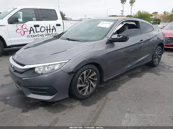 2HGFC4B06JH305619 2018 HONDA CIVIC - Image 2